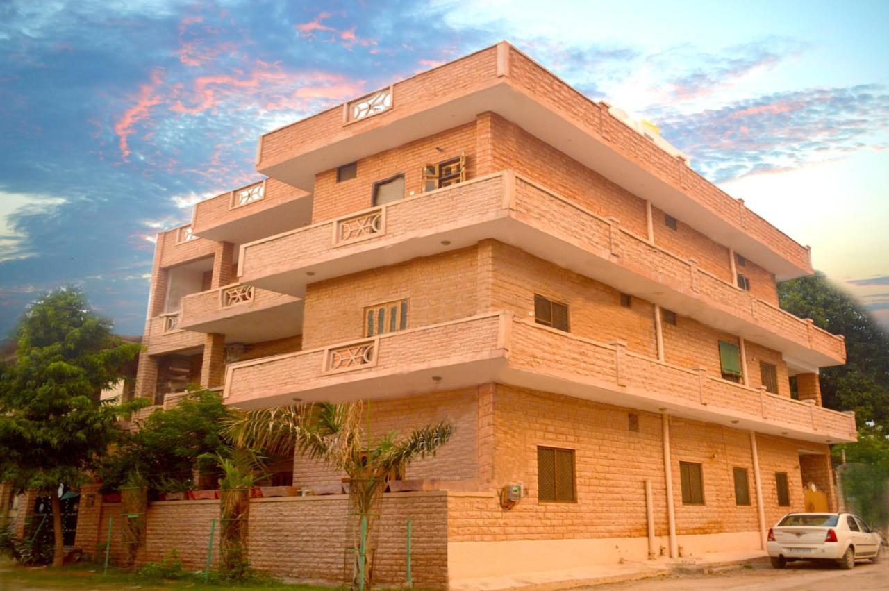 Hotelier Hosts - A Home Stay Jodhpur  Exterior foto